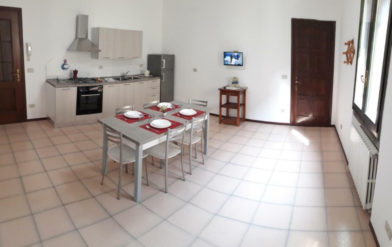 Appartamento Trieste Marone Exterior foto